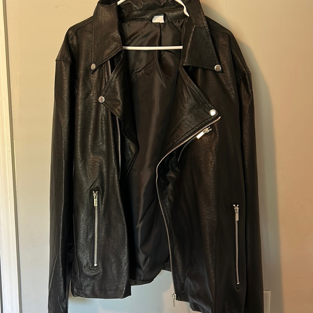 Leather Jacket from Spirit Halloween XL